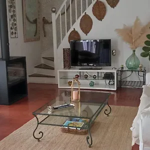  Hébergement de vacances Maison Agreablement Chaleureuse France